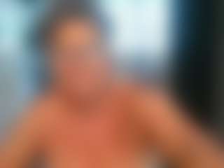 Blondecougar's Live Sex Cam Show