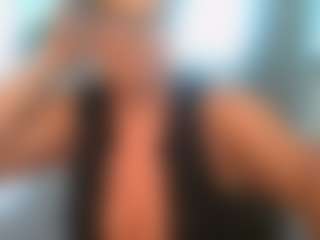 Blondecougar's Live Sex Cam Show