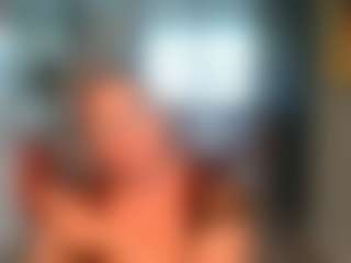 Blondecougar's Live Sex Cam Show