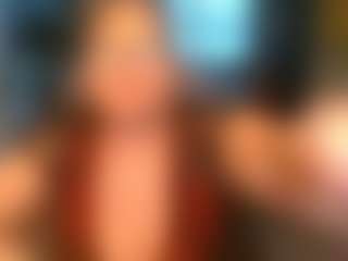 Blondecougar's Live Sex Cam Show