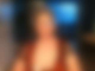 Blondecougar's Live Sex Cam Show