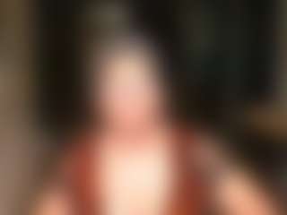 Blondecougar's Live Sex Cam Show