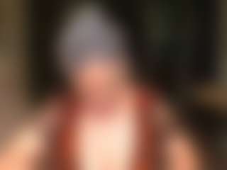 Blondecougar's Live Sex Cam Show