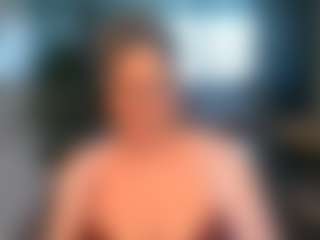 Blondecougar's Live Sex Cam Show