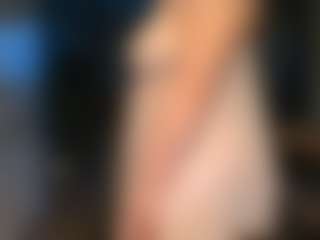 Blondecougar's Live Sex Cam Show
