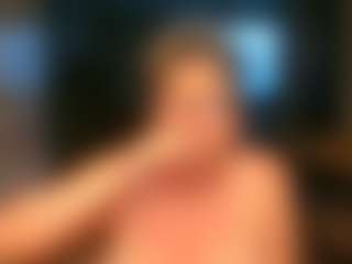 Blondecougar's Live Sex Cam Show