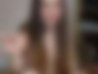 Live cam show with Kaskie - MILF on Instabang