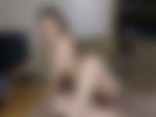 Live cam show with Kaskie - Hairy Pussy MILF on EXY