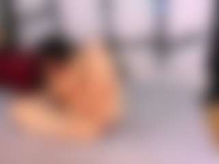 Live cam show with ArinnaRussell - College Mature on https://playwithruby.com