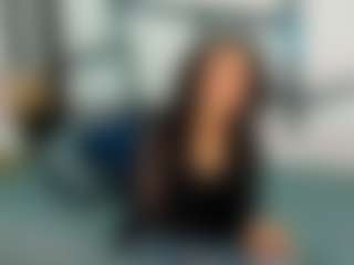 Live cam show with ArinnaRussell - Control on Chatstar