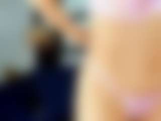 Live cam show with ArinnaRussell - Middle Aged on sexytreat.net
