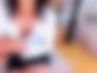 Live cam show with ArinnaRussell - MILF Teen (18+) on StripNow