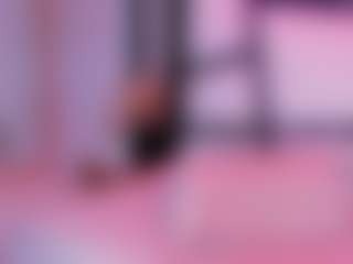 Live cam show with ArinnaRussell - Average on sexylive.show