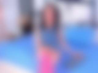 Live cam show with ArinnaRussell - College MILF on liverealitysex.com