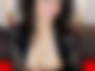 ArinnaRussell MILF webcam performer live streaming