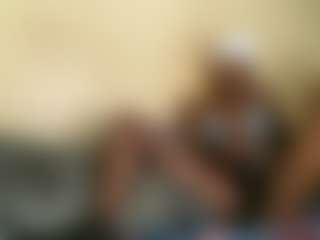 Live cam show with HannahBeckyy - Black on sexylive.show