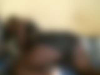 Live cam show with HannahBeckyy - Ebony Petite on Hubzter Live