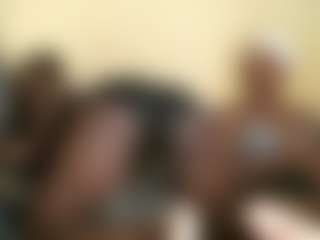 HannahBeckyy's Live Sex Cam Show