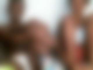HannahBeckyy's Live Sex Cam Show