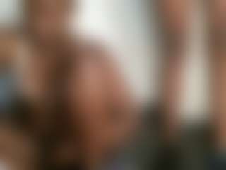 HannahBeckyy's Live Sex Cam Show