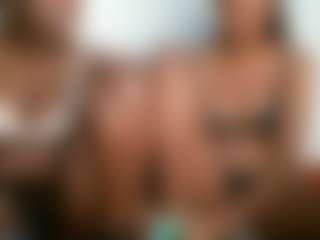 HannahBeckyy's Live Sex Cam Show