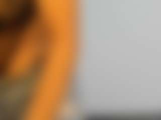 Live cam show with misseylenss - Milk on Uber Horny