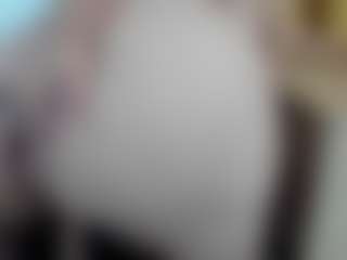 Live cam show with misseylenss - Milk on Camsoda