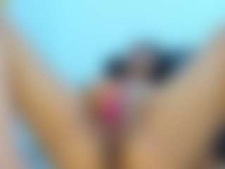 Live cam show with misseylenss - Milk on Camming Site