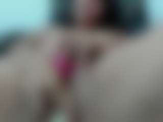 Live cam show with misseylenss - Milk on Chatstar
