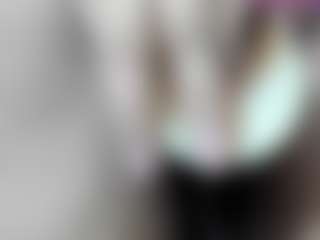 Live cam show with misseylenss - Milk on crypto-cams