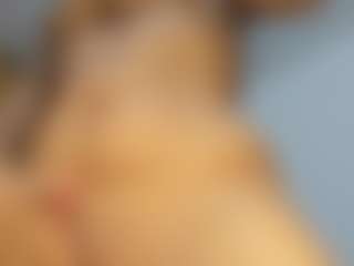 Live cam show with misseylenss - Tittyfuck on pussylord.com