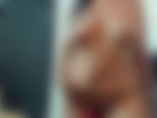 Live cam show with misseylenss - Brown Hair on Free Soda