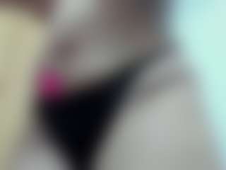 Live cam show with misseylenss - Brown Hair on Camsoda