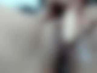Live cam show with misseylenss - Milk on AdultVida.com