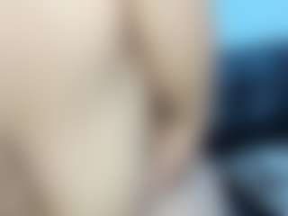 Live cam show with misseylenss - Handjob on friskycurves.com