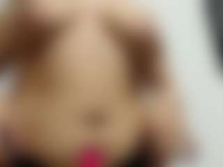 Live cam show with misseylenss - Fingering on SxyPornLive