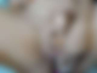 Live cam show with misseylenss - Milk on CamwithHer