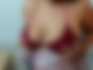 Live cam show with misseylenss - Brown Hair on milfzrlive.com