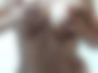 Live cam show with misseylenss - Brown Hair on livesuperchat.net