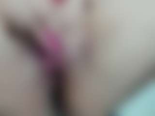 Live cam show with misseylenss - Brown Hair on Cam Slut