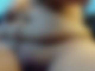 Live cam show with misseylenss - Brown Hair on AdultVida.com