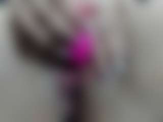 Show live cam dengan misseylenss - Dildo di Camsoda