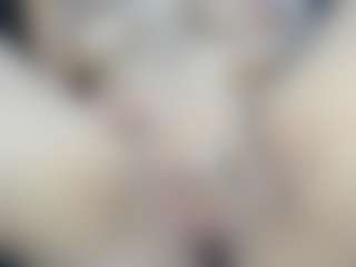 Live cam show with misseylenss - Tittyfuck on Dolls Live