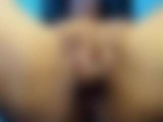 Spettacolo in cam dal vivo con misseylenss - Tittyfuck su Camsoda