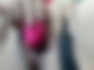 Live cam show with misseylenss - Tittyfuck on Camsoda