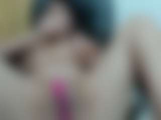 Live cam show with misseylenss - Tittyfuck on xDating
