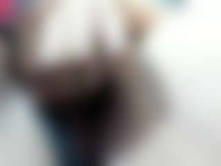 Live cam show with misseylenss - Milk on Dolls Live
