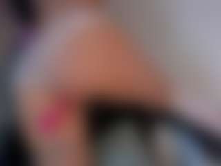 Emilyy-77's Live Sex Cam Show