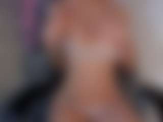 Emilyy-77's Live Sex Cam Show