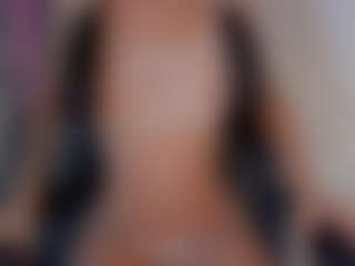 Emilyy-77's Live Sex Cam Show